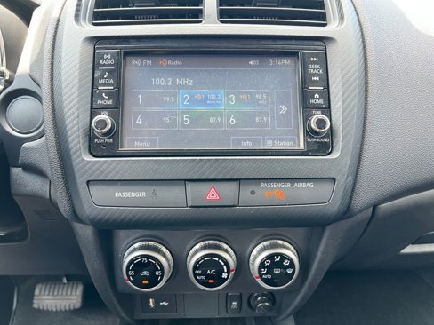 Used 2024 Mitsubishi Outlander Sport ES image 6