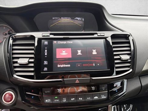 Used 2017 Honda Accord EX-L image 21