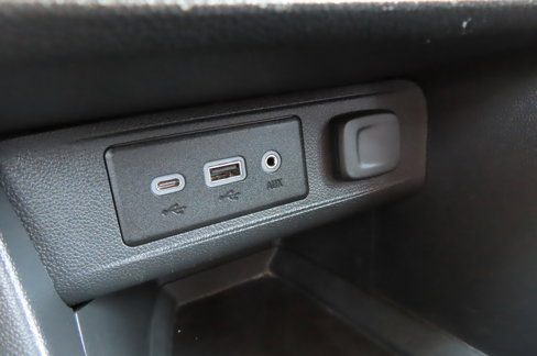 Used 2023 Buick Encore GX Select image 24