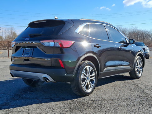 Used 2022 Ford Escape SEL image 6