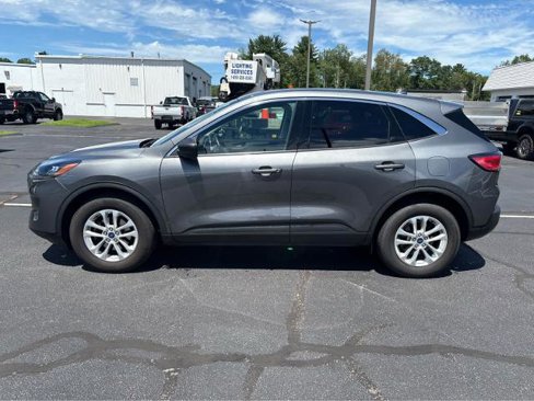 Certified 2022 Ford Escape SE w/ Cold Weather Package image 2