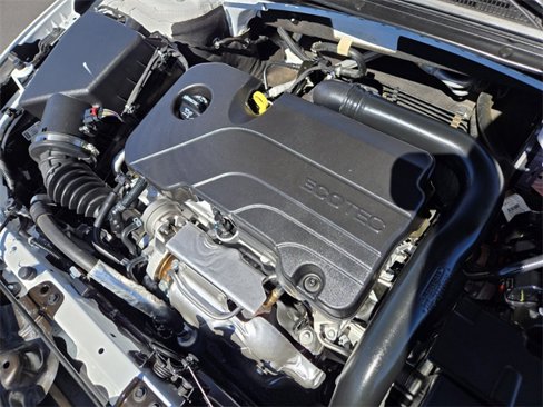 Used 2024 Chevrolet Malibu LT image 17