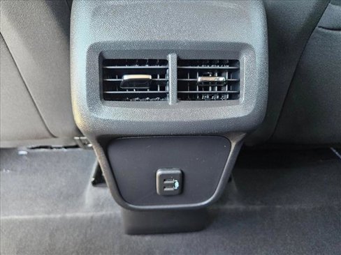 Used 2022 Chevrolet Equinox LT image 16