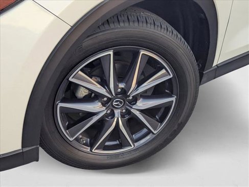 Used 2018 MAZDA CX-5 Touring w/ Preferred Equipment Package image 3