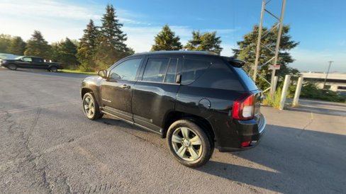 Used 2015 Jeep Compass High Altitude image 7