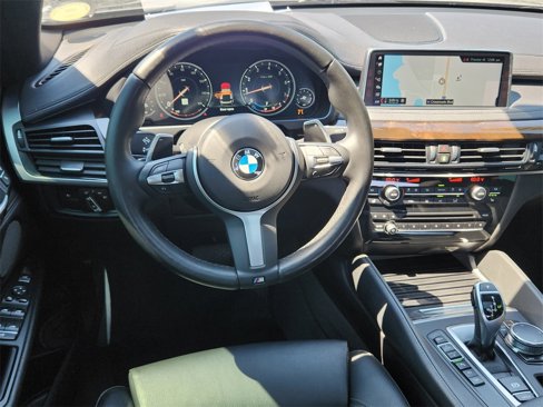 Used 2018 BMW X6 xDrive35i image 9