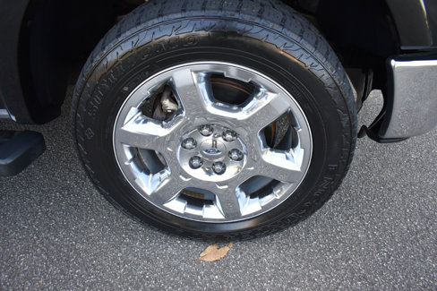 Used 2014 Ford F150 Lariat w/ Equipment Group 502A Luxury image 38