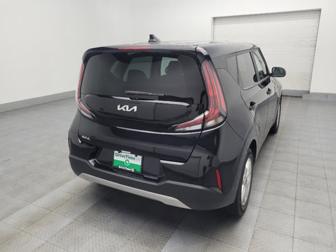 Used 2023 Kia Soul LX w/ LX Technology Package image 9