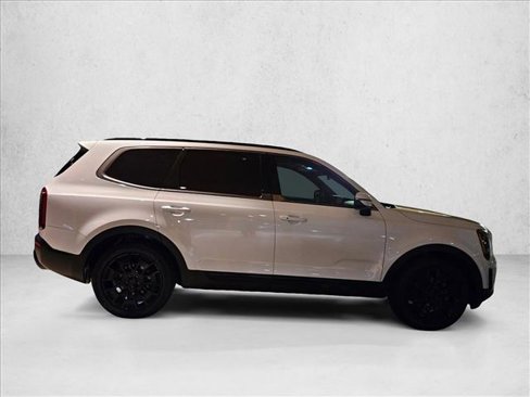 Used 2021 Kia Telluride EX w/ EX Premium Package image 4