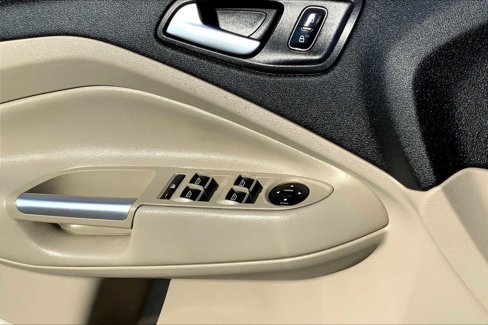 Used 2017 Ford Escape SE w/ SE Leather Comfort Package image 30