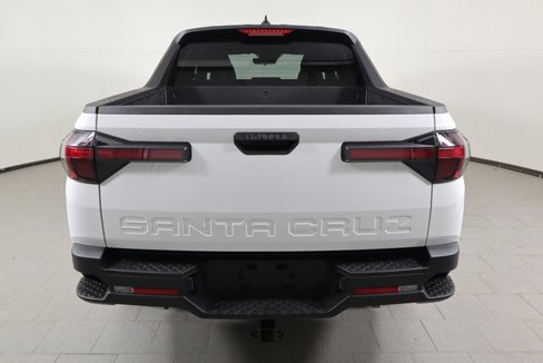 Used 2025 Hyundai Santa Cruz SE image 6