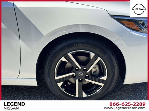 Used 2024 Nissan Sentra SV image 10