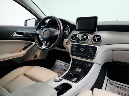 Used 2016 Mercedes-Benz GLA 250 image 25