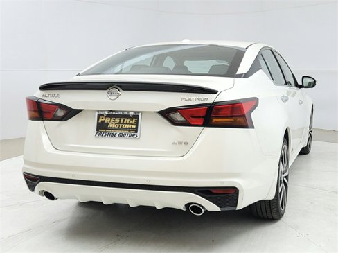 Used 2019 Nissan Altima 2.5 Platinum image 6