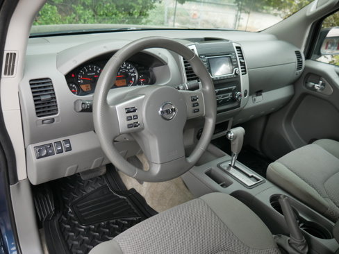 Used 2018 Nissan Frontier SV image 4