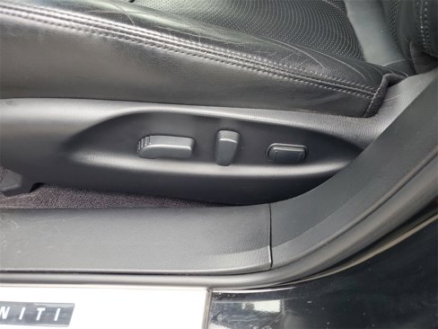Used 2015 INFINITI Q70 3.7 image 18