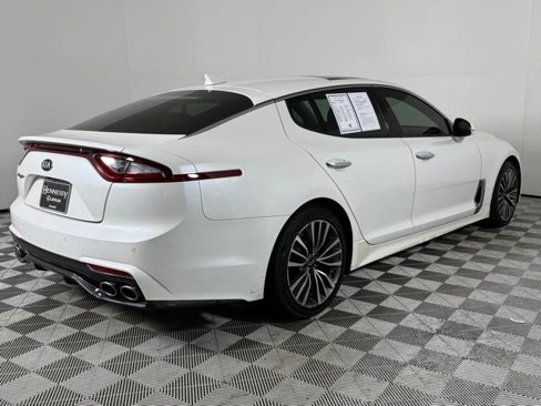 Used 2018 Kia Stinger Premium image 8