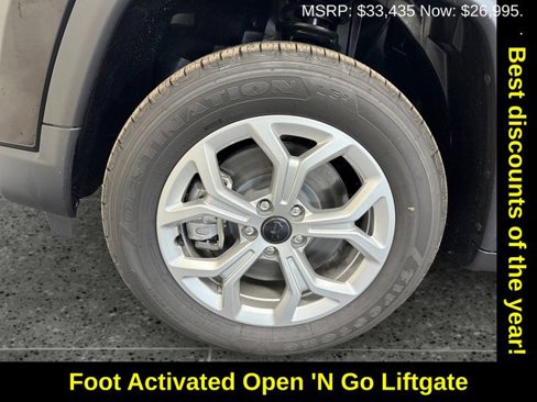 New 2025 Jeep Compass Latitude w/ Convenience Group image 5