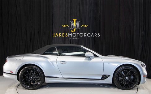 Used 2023 Bentley Continental GT Speed image 13
