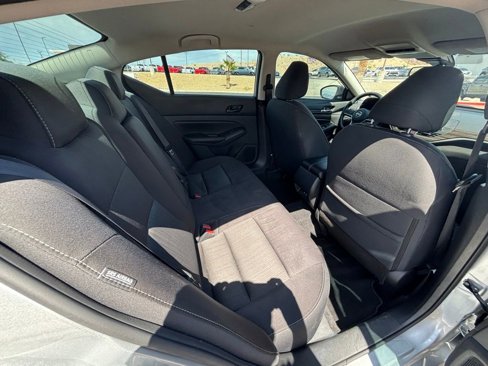 Used 2024 Nissan Altima 2.5 SV image 28