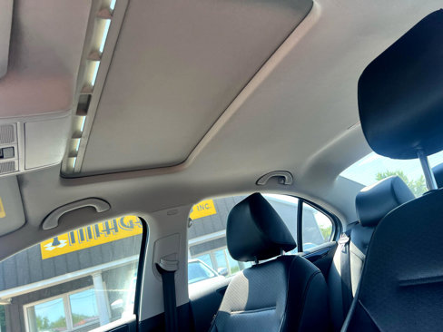 Used 2015 Volkswagen Jetta TDI SEL image 19