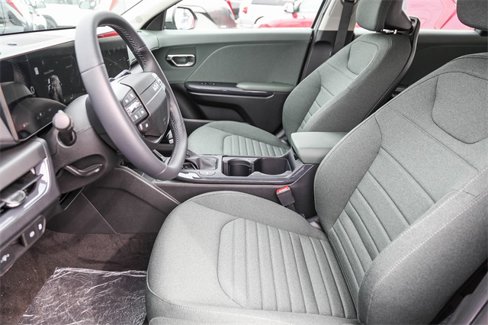 New 2025 Kia K4 EX image 16