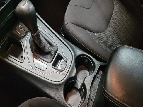 Used 2019 Jeep Cherokee Latitude w/ Popular Appearance Group image 26