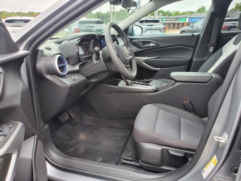 Certified 2024 Chevrolet Trax LS w/ LS Convenience Package image 8