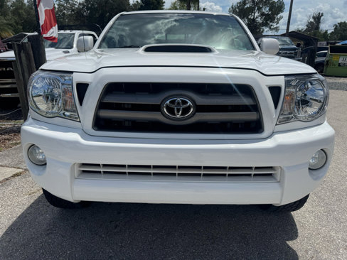 Used 2010 Toyota Tacoma PreRunner image 2