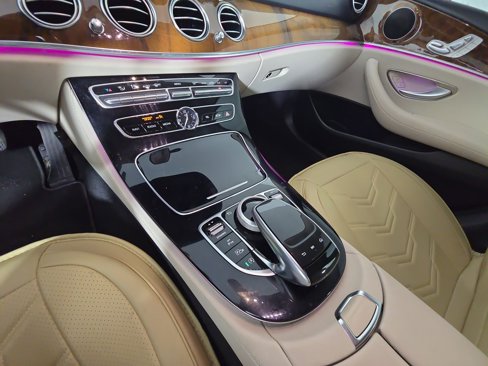 Used 2018 Mercedes-Benz E 300 image 15
