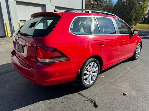 Used 2013 Volkswagen Jetta SE image 3