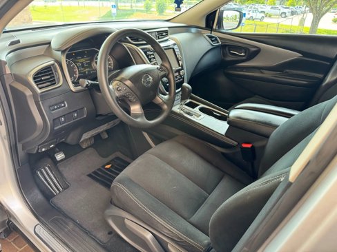 Used 2020 Nissan Murano S image 11
