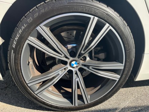 Used 2021 BMW 330i Sedan w/ Premium Package image 23