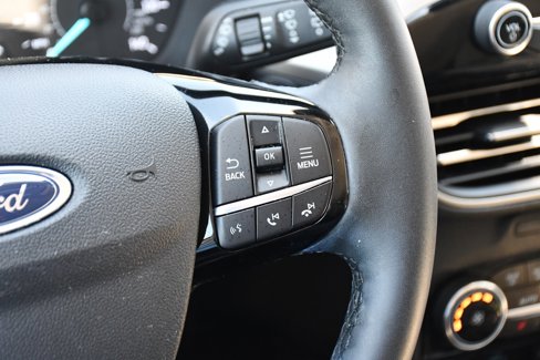 Used 2022 Ford Escape SE w/ Cold Weather Package image 33
