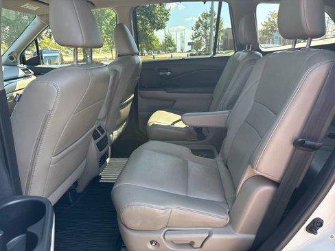 Used 2016 Honda Pilot Elite image 28