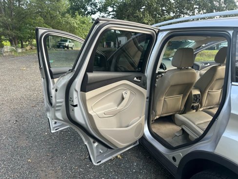 Used 2016 Ford Escape Titanium image 25