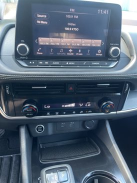 Certified 2021 Nissan Rogue SV image 10