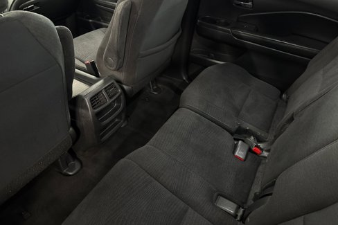 Used 2017 Honda Pilot LX image 12