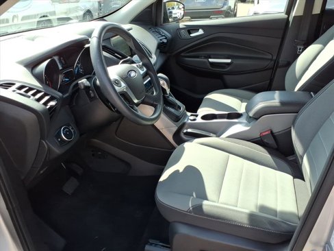 Used 2016 Ford Escape SE w/ Equipment Group 201A image 11