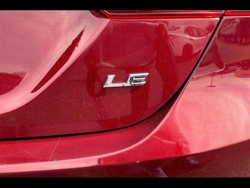 Used 2022 Toyota Camry LE w/ Carpet Mat Package (TMS) image 22