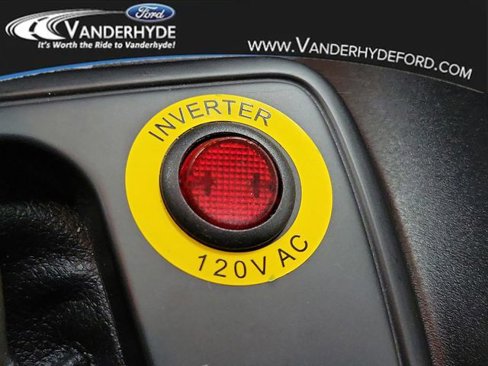 Used 2022 Ford Transit Connect XLT image 29