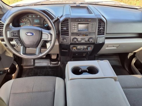 Used 2019 Ford F150 XL w/ Trailer Tow Package image 7