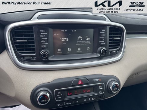 Used 2019 Kia Sorento LX image 16