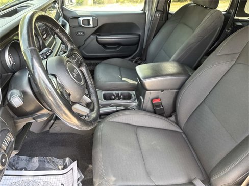 Used 2020 Jeep Wrangler Unlimited Sport image 19