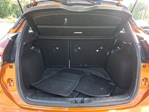 Certified 2024 Nissan Kicks SR w/ SR Premium Package image 28