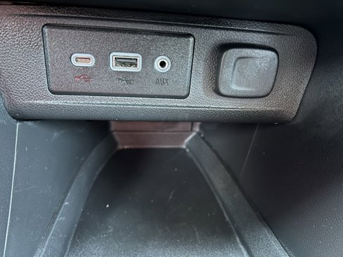 Used 2022 Buick Encore GX Select w/ Experience Buick Package image 41