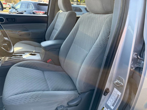 Used 2011 Toyota Tacoma 4x4 Double Cab image 53