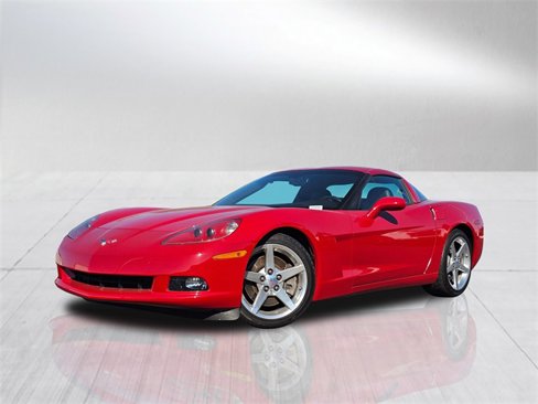 Used 2005 Chevrolet Corvette Coupe w/ Preferred Equipment Group image 1
