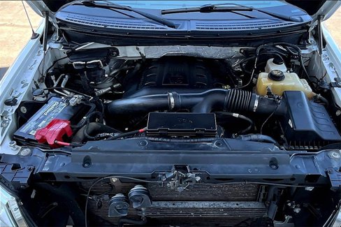 Used 2012 Ford F150 XLT w/ XTR Pkg image 5