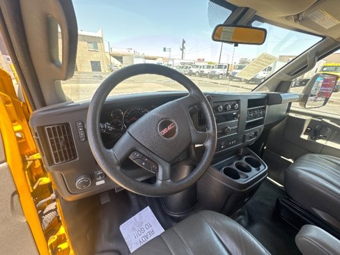 Used 2022 GMC Savana 3500 Extended w/ Power Convenience Package image 13